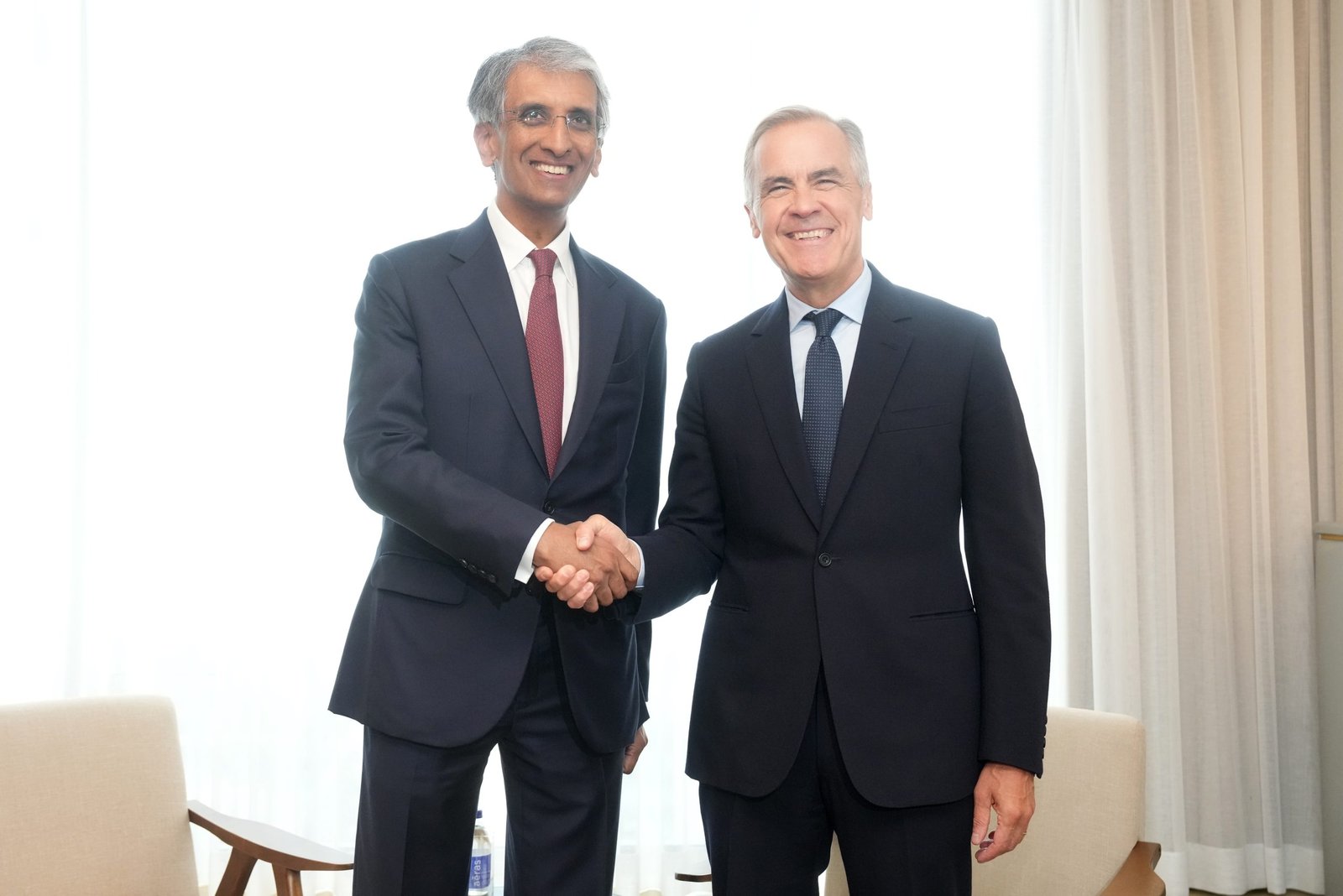 Suits in town – iPolitics