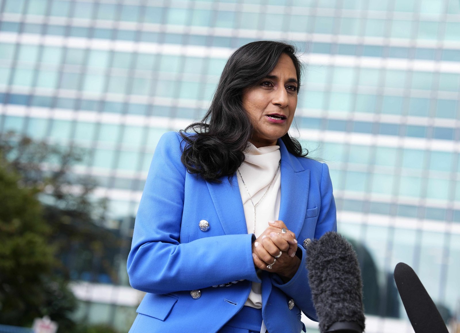 Anand to see if Netanyahu is crossing Canadian airspace with arrest warrant in effect