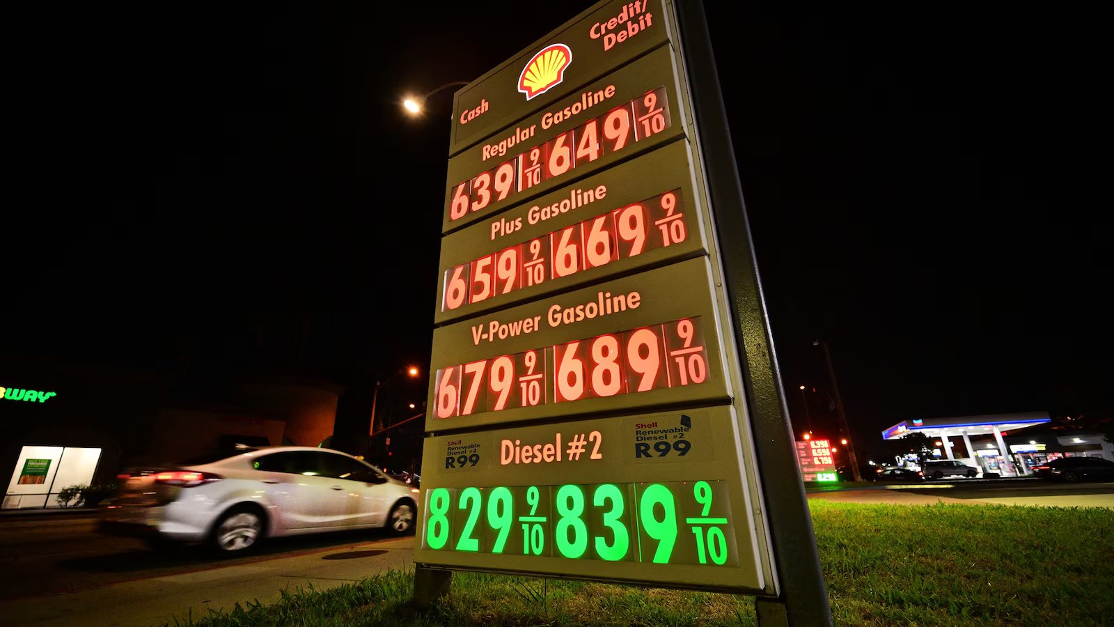 Diesel prices at record highs amid Strait of Hormuz disruption, Russia-Ukraine war