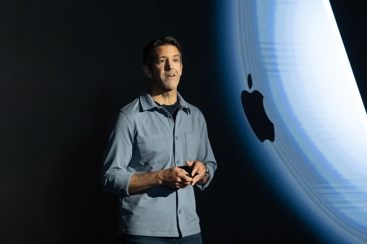 Who is John Ternus, the new Apple CEO?