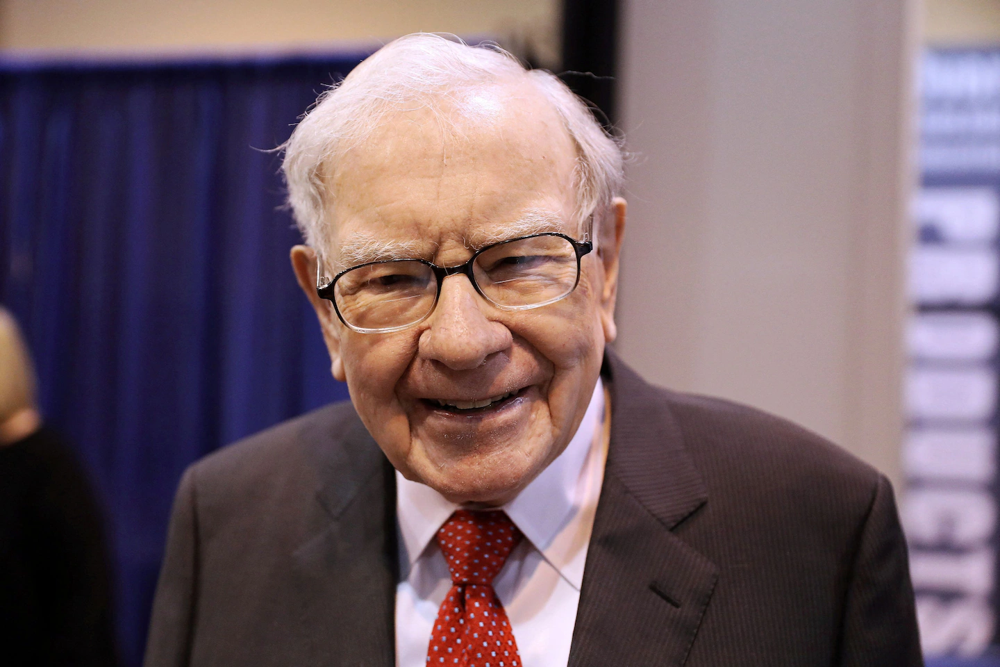 Warren Buffett, legendary investor, steps down as chairman of Berkshire Hathaway