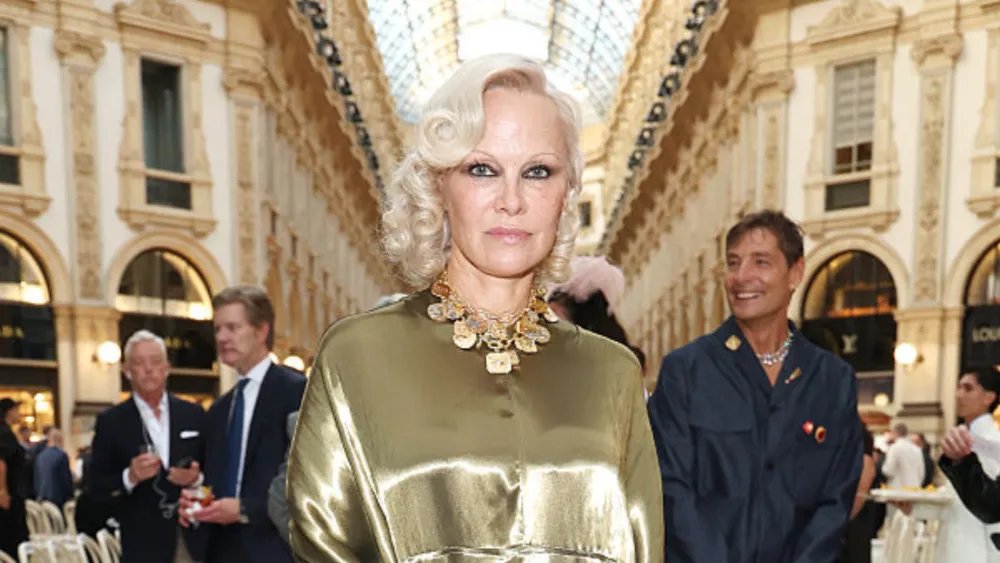 Pamela Anderson Is Back In Her Makeup Era