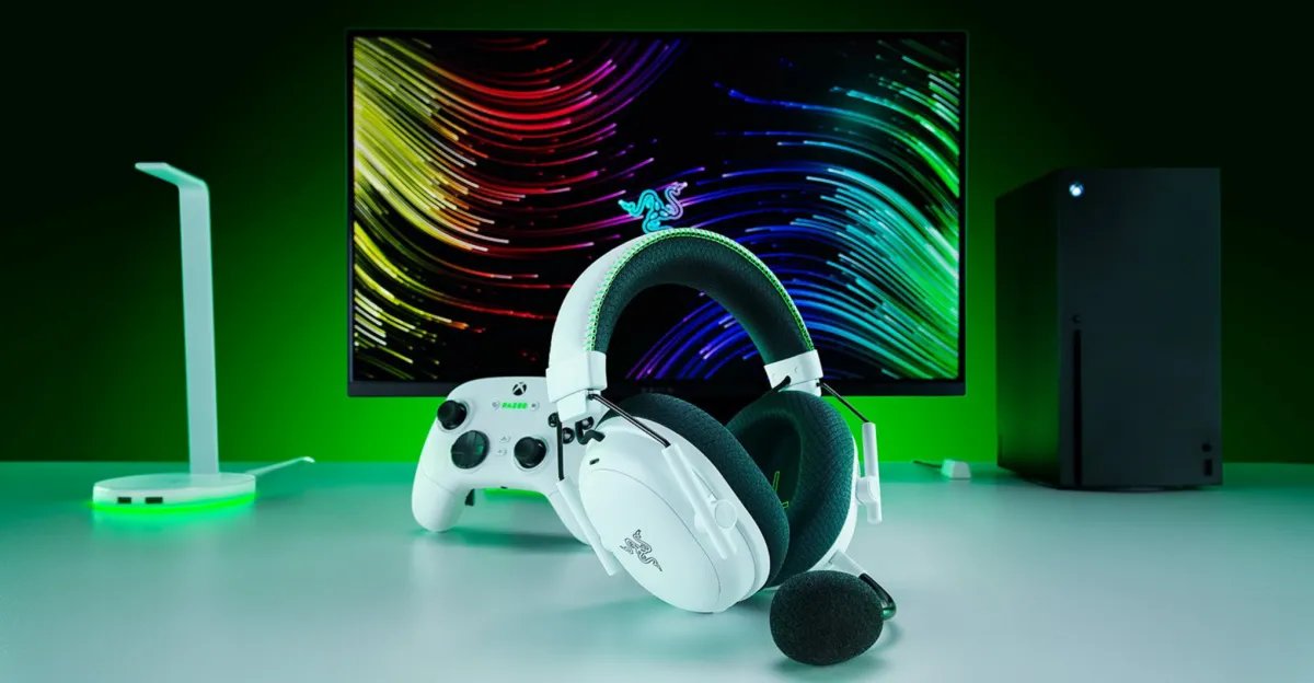 Razer’s ANC-equipped gaming headset for PS5 and Xbox is almost $100 off