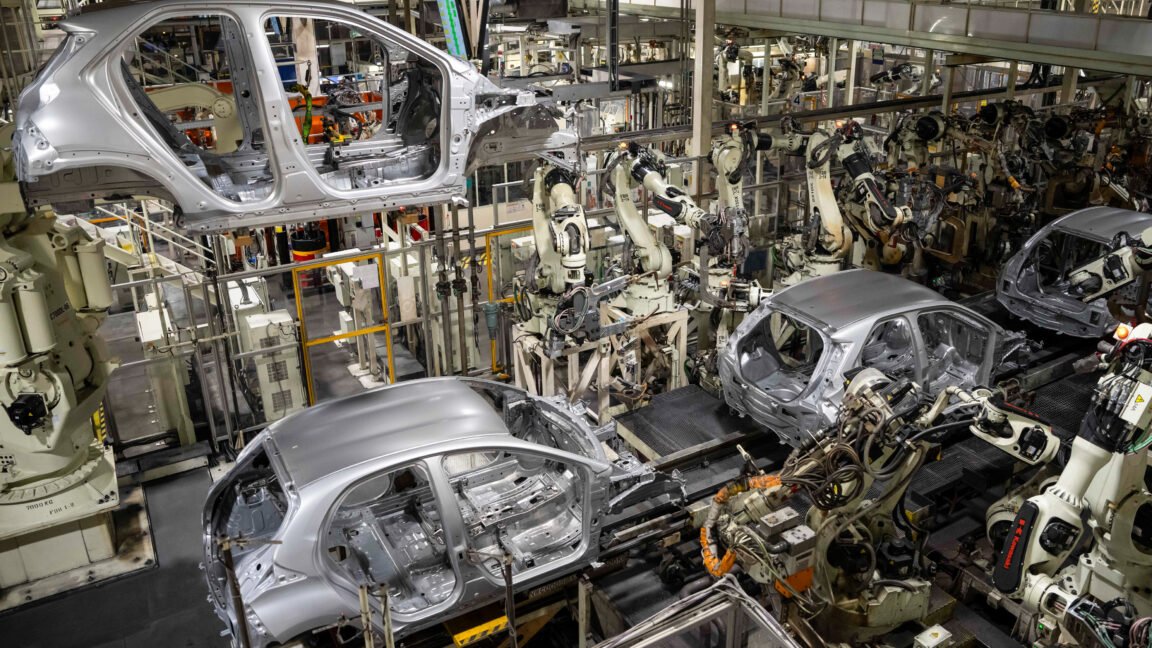 Toyota orders workers to train humanoid robots but says humans won’t be replaced