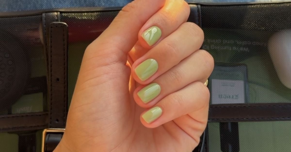 Milky Matcha Nails Are Creamy, Cool and Perfect for Autumn