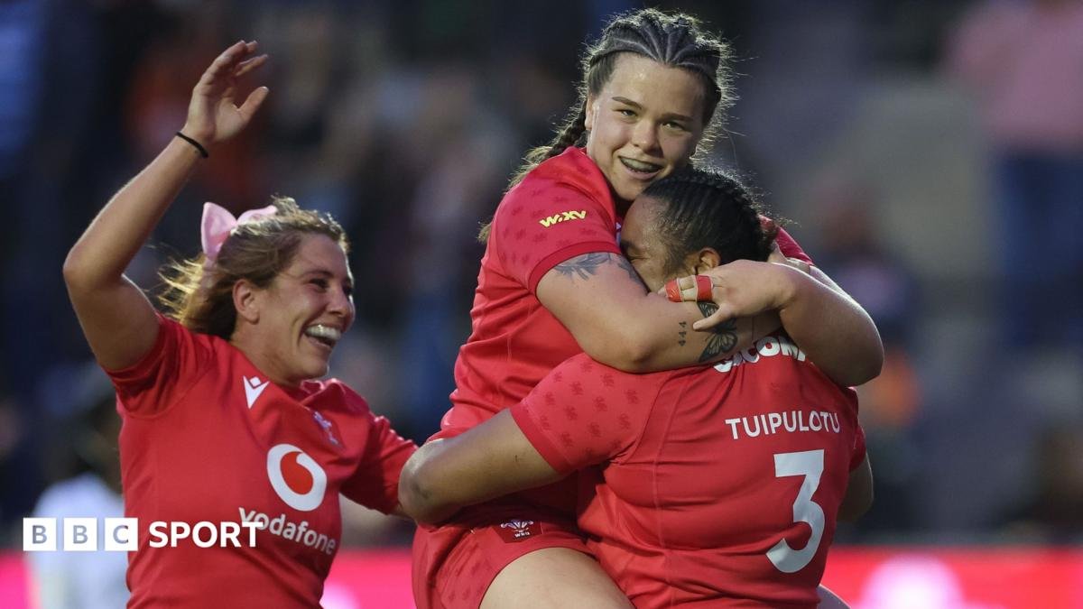 WXV Global Series: Inspired Wales stun South Africa in eight-try demolition