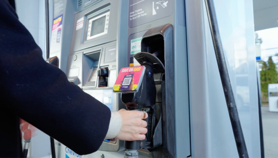 Turn everyday fill-ups into 7¢/L off in savings on gas