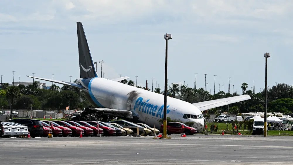 NTSB: Amazon Air Pilot Warned of Fast Descent Before Fatal Miami Crash