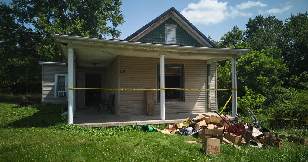 Ohio man who was living in squalor with his 16 grandchildren declared mentally incompetent to stand trial