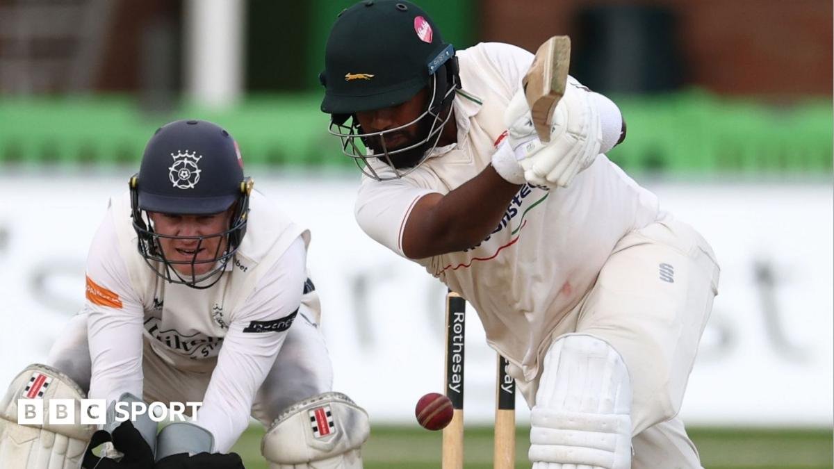 County Championship: Leicestershire v Hampshire in the balance