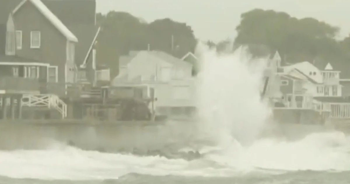 Nor’easter dumps rain on East Coast while Hurricane Nolo threatens Hawaii