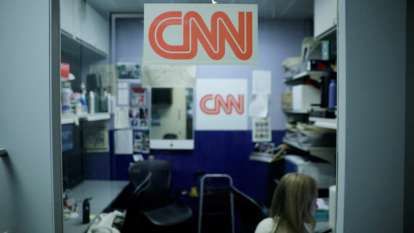 Judge orders White House to restore press passes for CNN, Politico and MS NOW