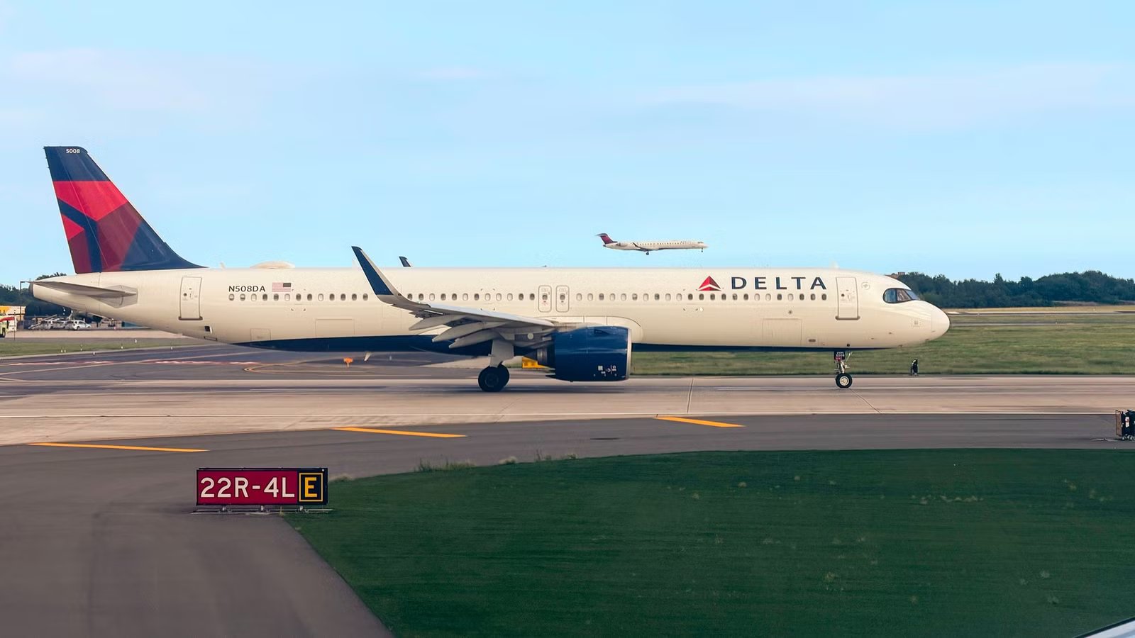 Delta Air Lines Passenger Allegedly Left With Severe Burns After Inflight Coffee Spill