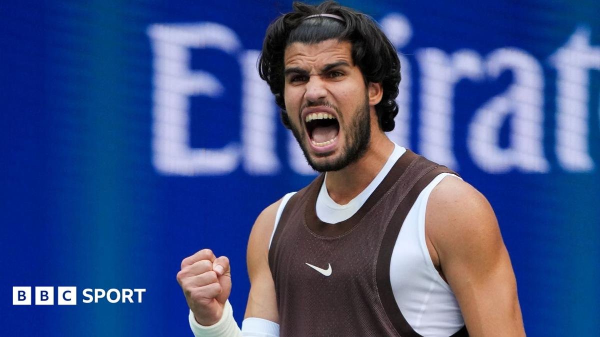 US Open 2026 results: Carlos Alcaraz beats Wu Yibing to reach fourth round, Daniil Medvedev through