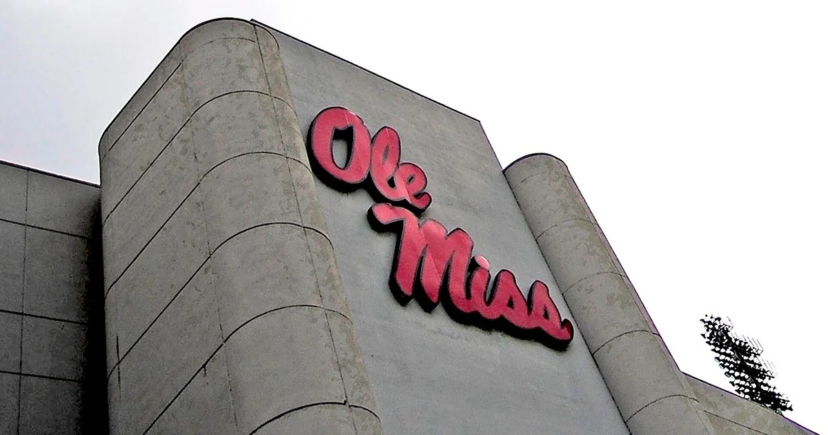 2 Ole Miss students found dead with packaged kratom in their rooms, police say