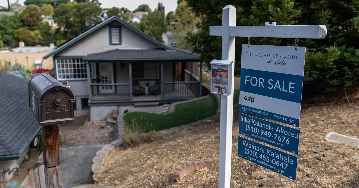 Mortgage rates are nearing 7%. One house hunter says he’s “despondent.”
