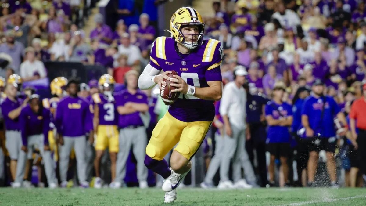 LSU QB Sam Leavitt removed from injury report ahead of top-10 showdown against Ole Miss