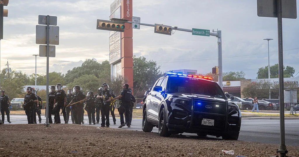ICE officer who shot Venezuelan man in Texas wasn’t wearing a body camera, sources say