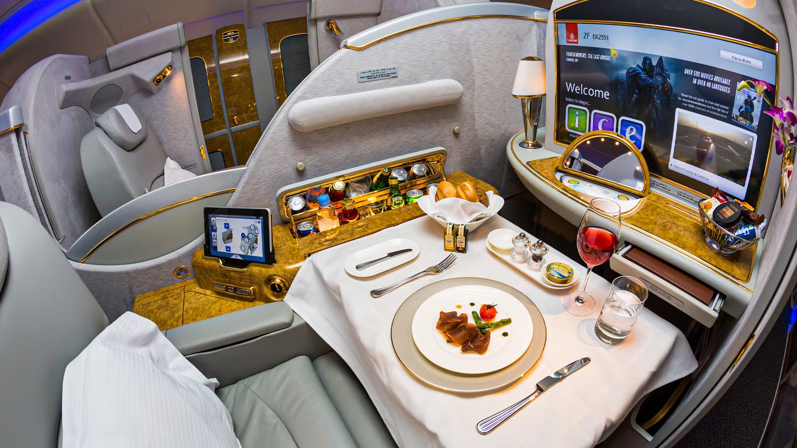 Here’s What Emirates Actually Spends Per Passenger On Its Airbus A380 First Class Amenities