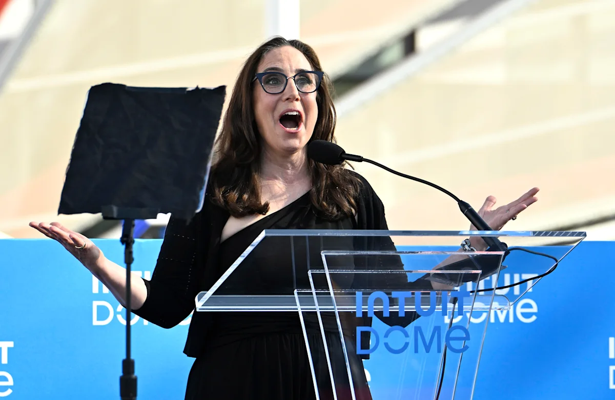 Gillian Zucker was Steve Ballmer’s trusted lieutenant. Now she’s at the center of the Clippers’ Kawhi Leonard scandal