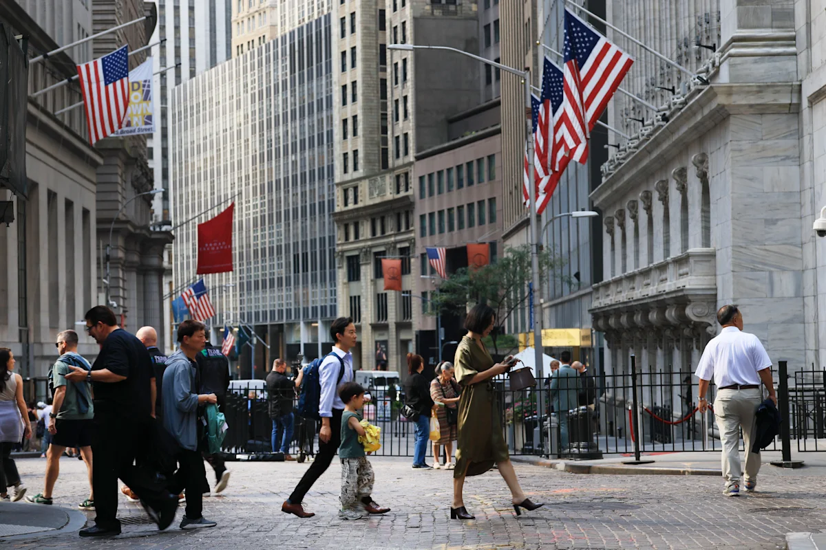 Stock market today: Dow, S&P 500, Nasdaq futures look to snap 3-day losing streak as oil pauses rally