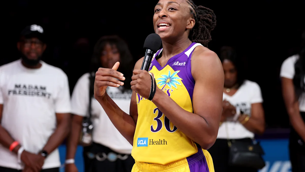 Sparks celebrate Nneka Ogwumike during WNBA legend’s retirement ceremony