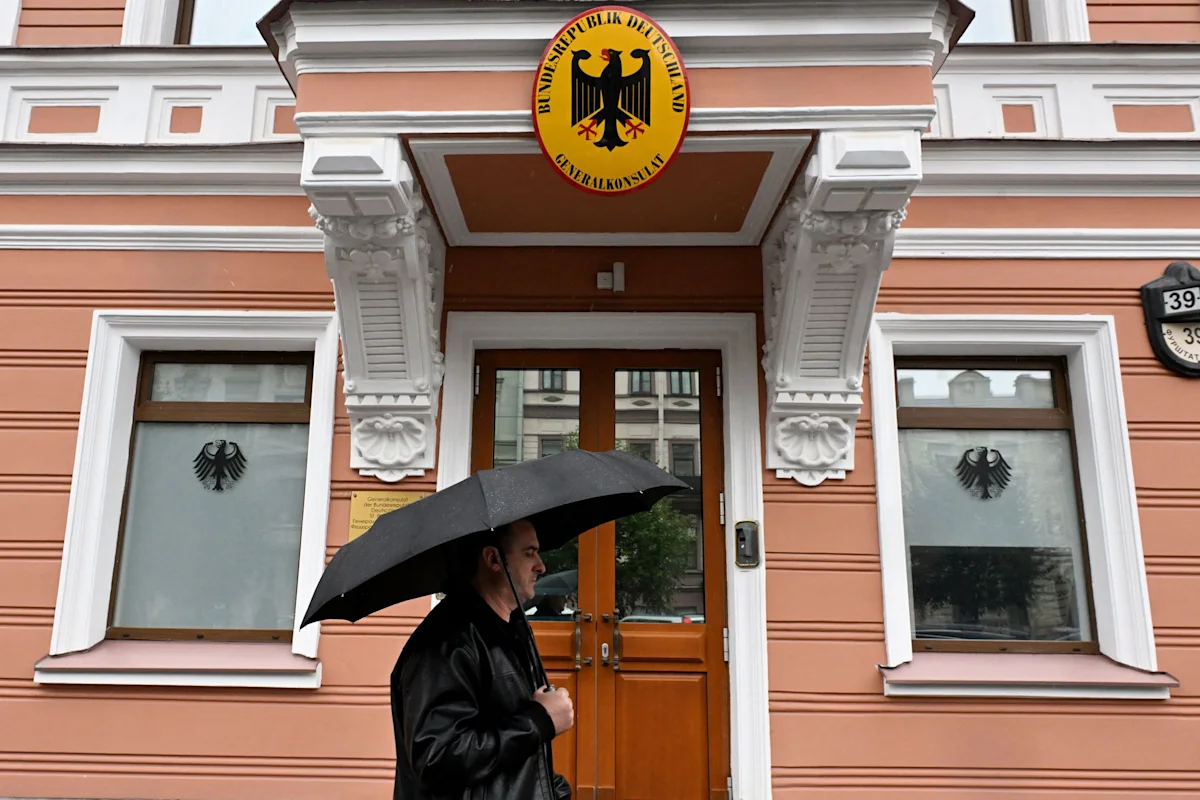 Russia to Close German Consulate in Escalating Spat Over Drone