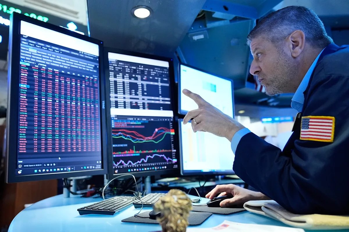 Wall Street holds steady ahead of the Fed’s decision as oil prices and bond yields ease