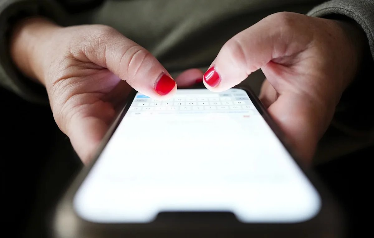 The perks and drawbacks of using your personal cell as a work phone