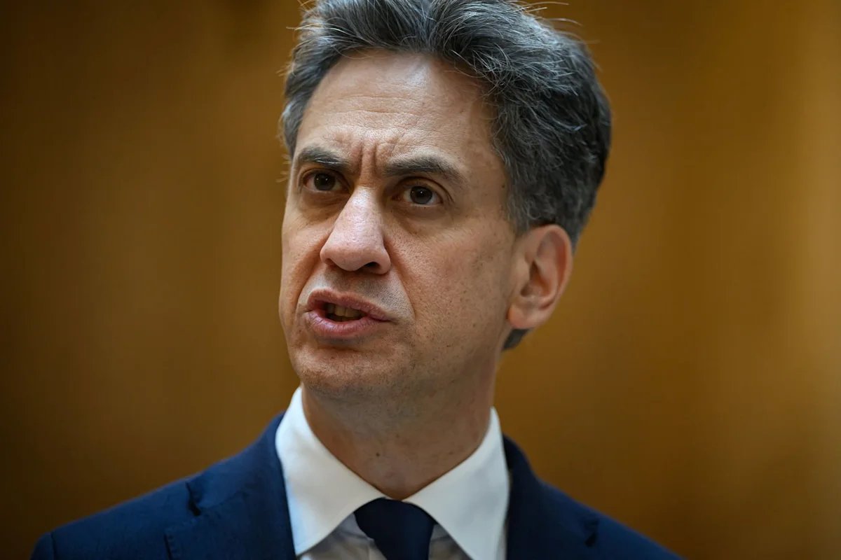 UK government bans goods from Israeli settlements in the West Bank in a toughening of its stance