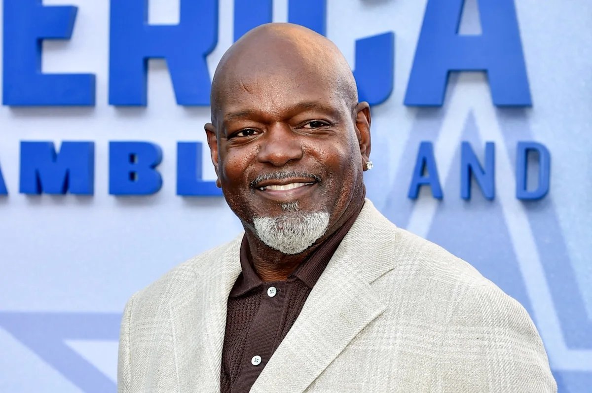 Former Cowboys running back Emmitt Smith is sued by investor over wind farm project