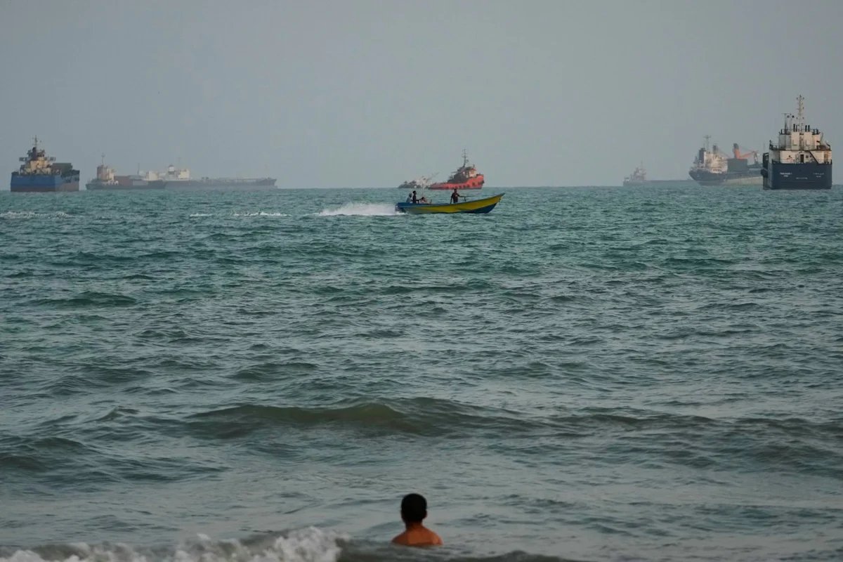 US military hits 3 Iranian oil tankers after saying Navy warships were targeted with missiles