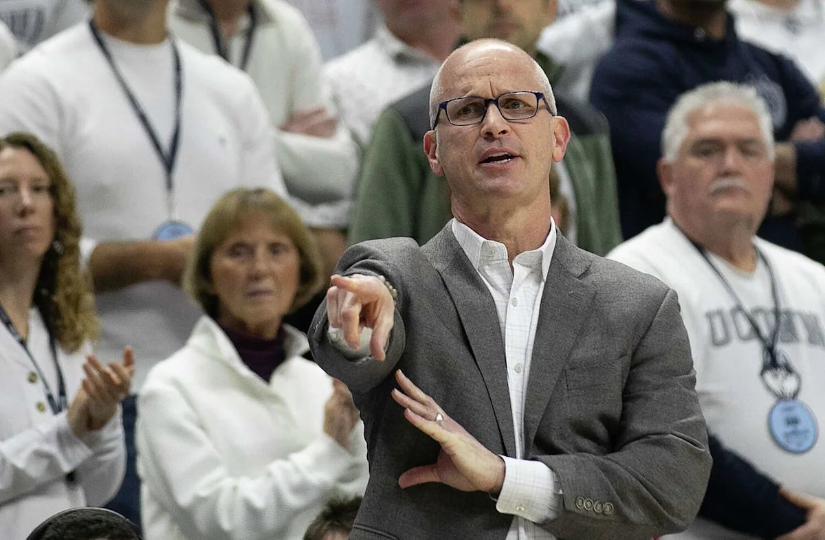 UConn men’s basketball team will play Virginia at Madison Square Garden in December