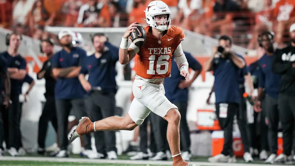 Trump to attend Texas-Tennessee game as ticket prices fall