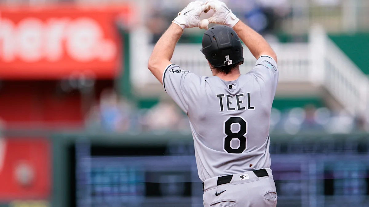 No longer defined by 121 losses, White Sox punch ticket to MLB postseason