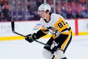 Ben Kindel injured in Penguins’ first preseason game