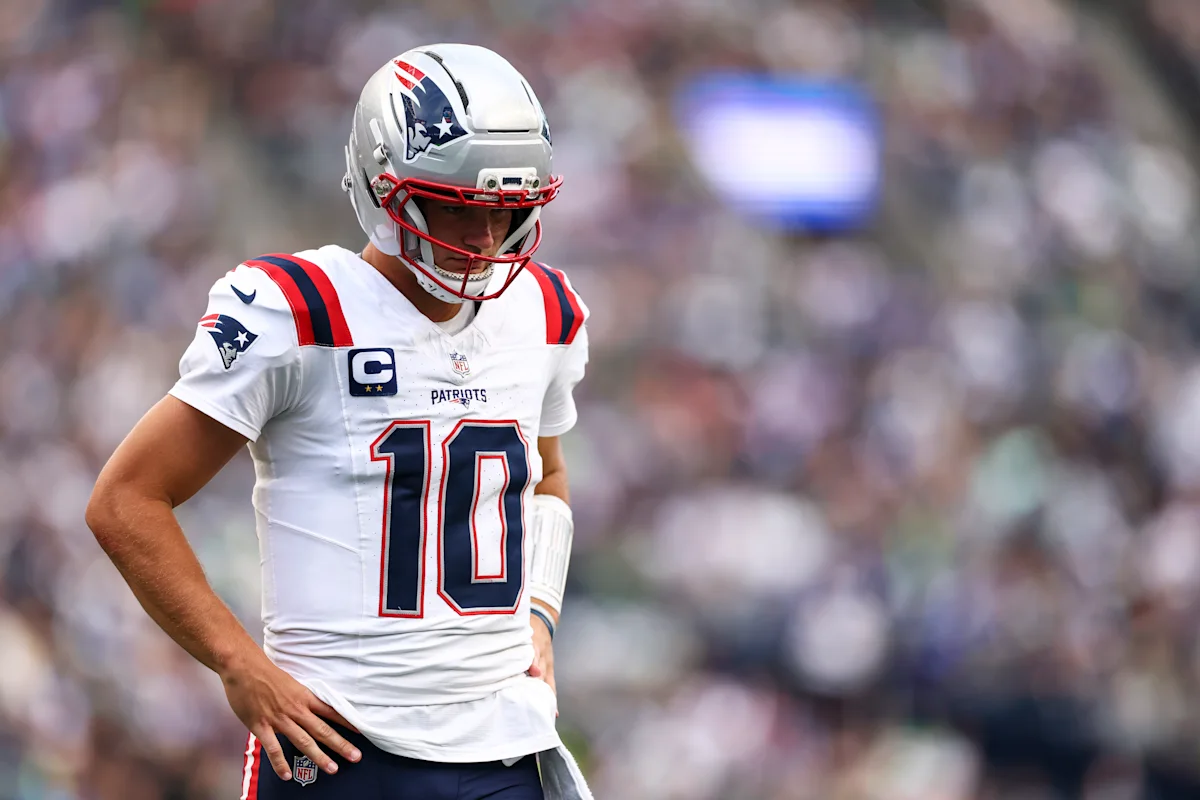 Mike Vrabel laments Drake Maye’s 3 interceptions in loss to Seahawks: ‘We want to be aggressive, not reckless’
