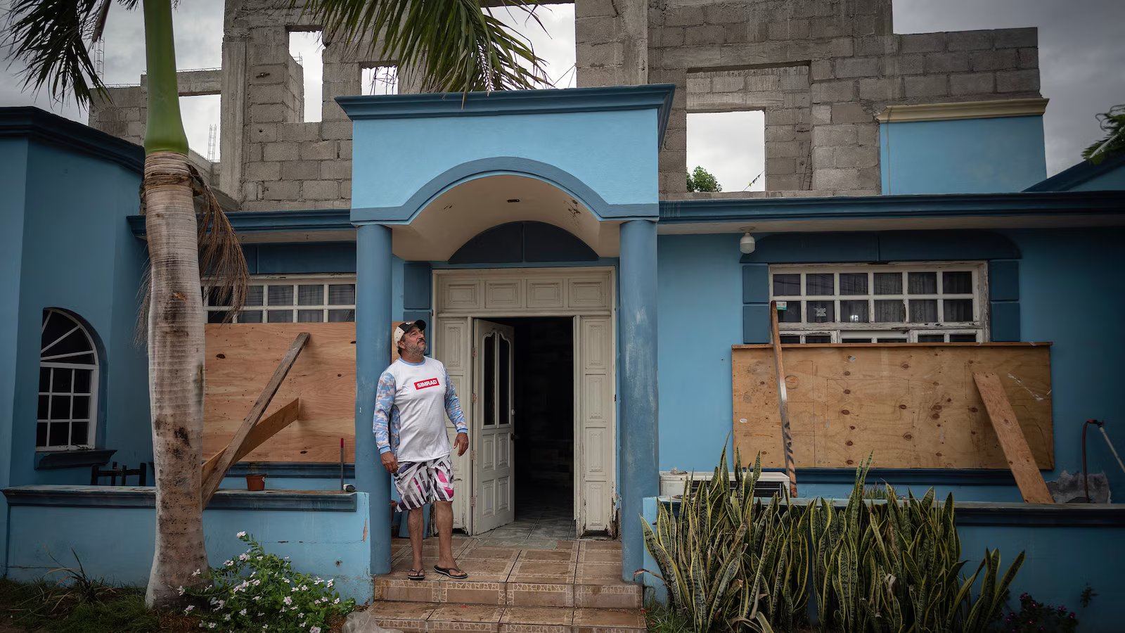 Hurricane Polo makes Baja landfall, headed for a 2nd in Mexico