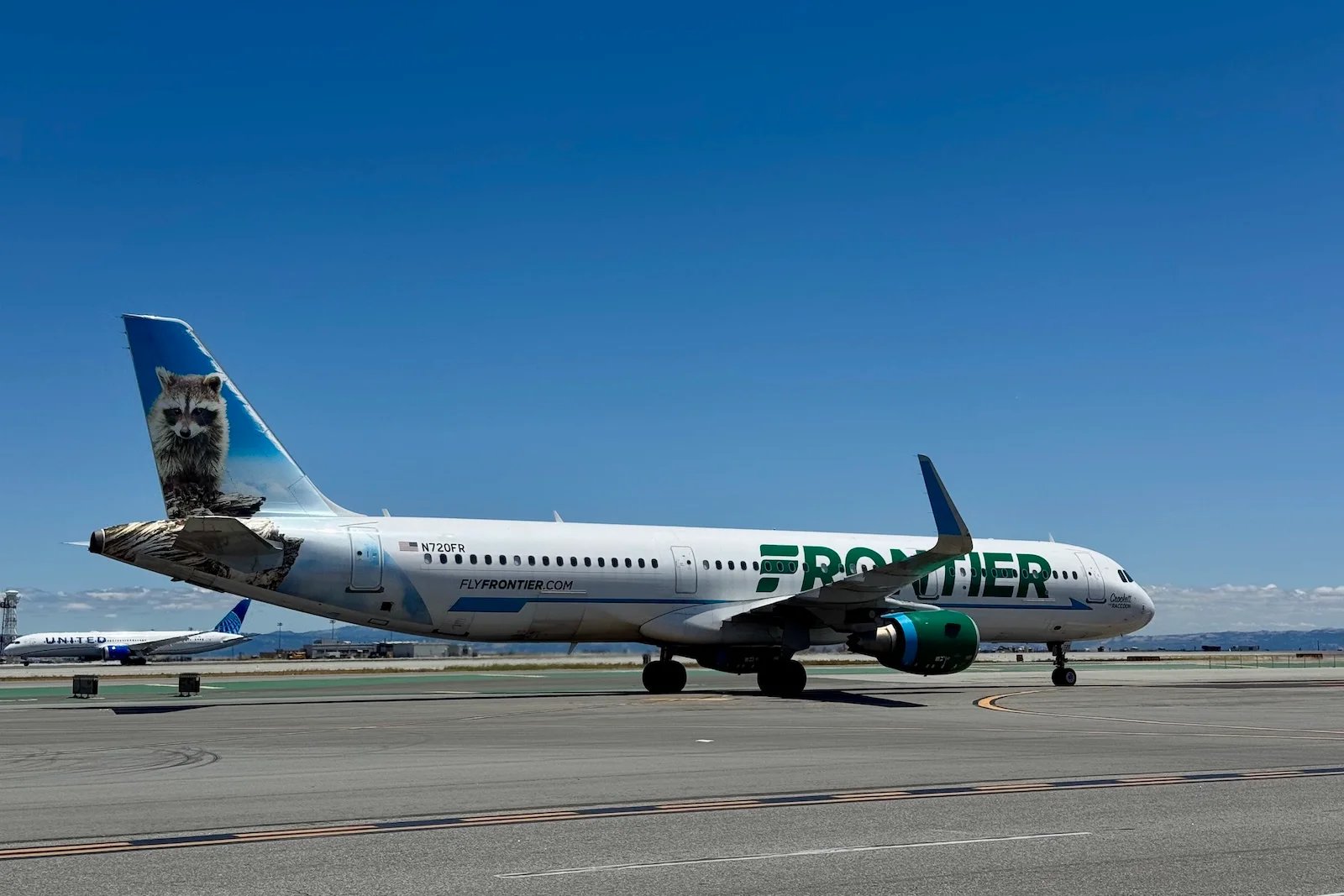 Frontier Airlines will end service at New York’s JFK