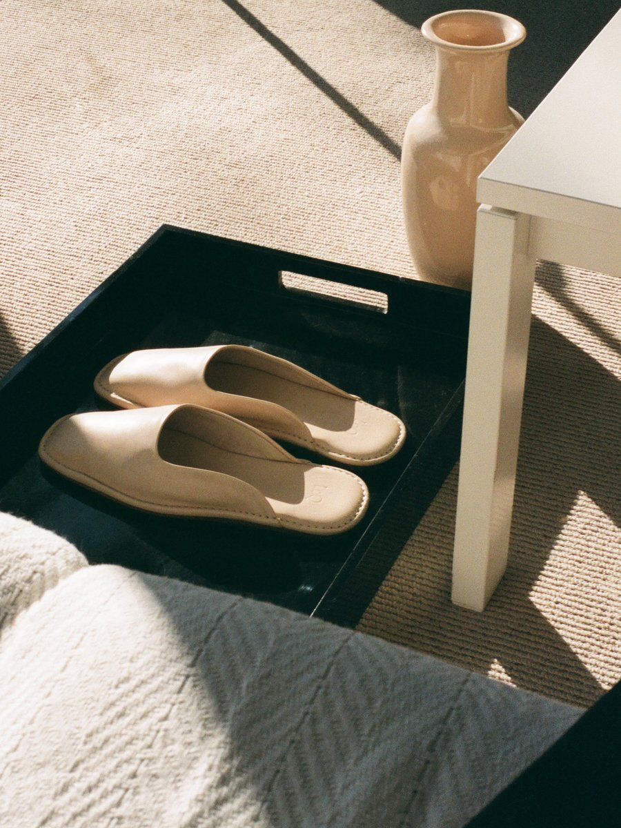 6 Best House Shoes To Wear Indoors (2026)