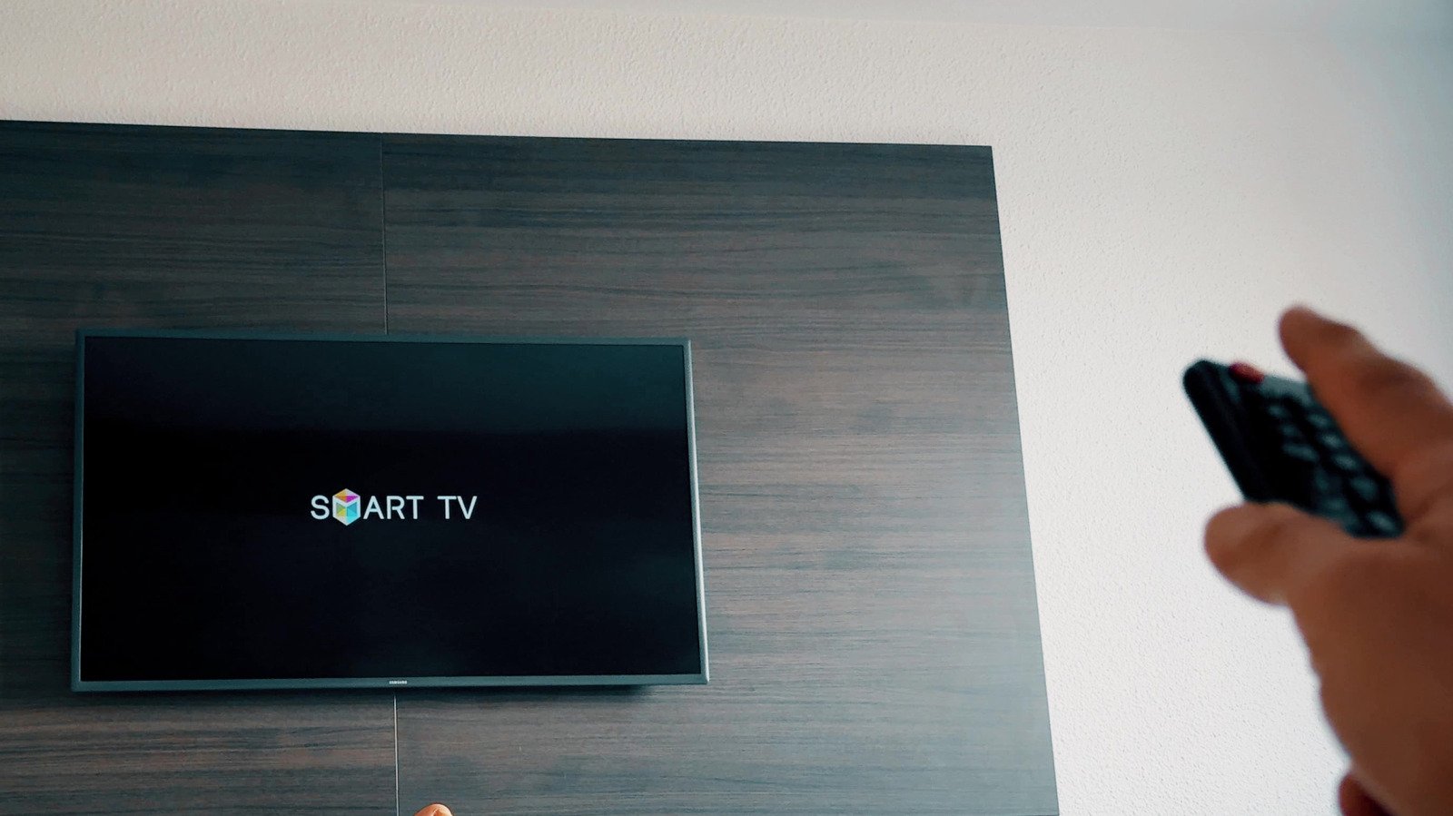 How To Set Up HDMI-CEC On Your Samsung TV