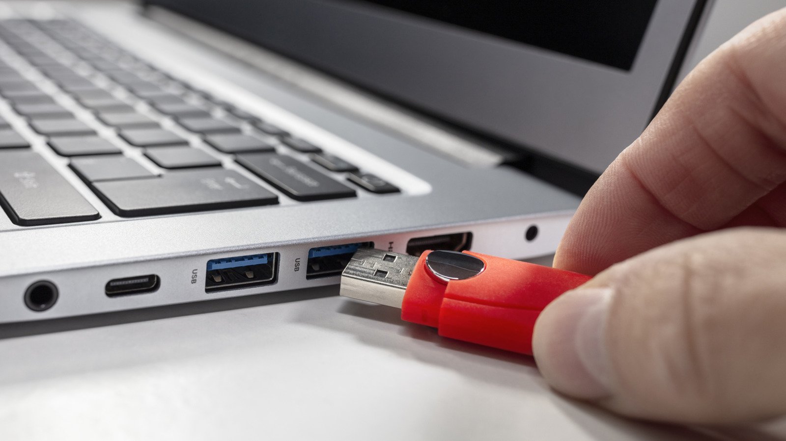 Why It’s Important To Eject External Drives Properly