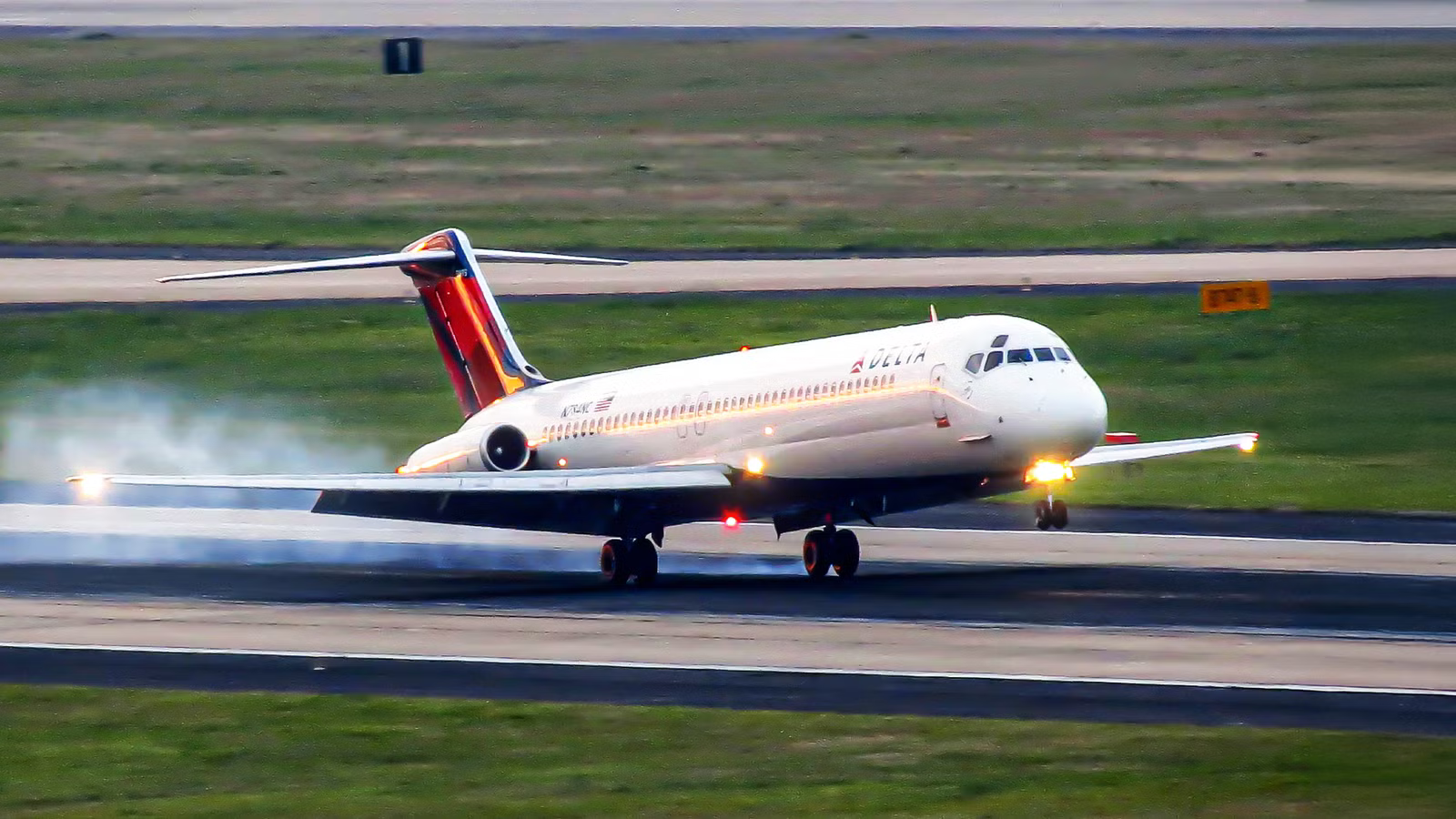 How Minneapolis-St. Paul Became The Last US Hub Where The DC-9 Still Made Economic Sense