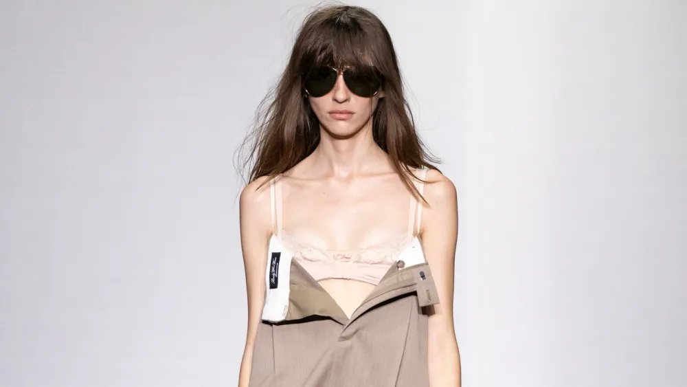 MM6 Maison Margiela Spring 2027 Ready-to-Wear Runway, Fashion Show & Collection Review