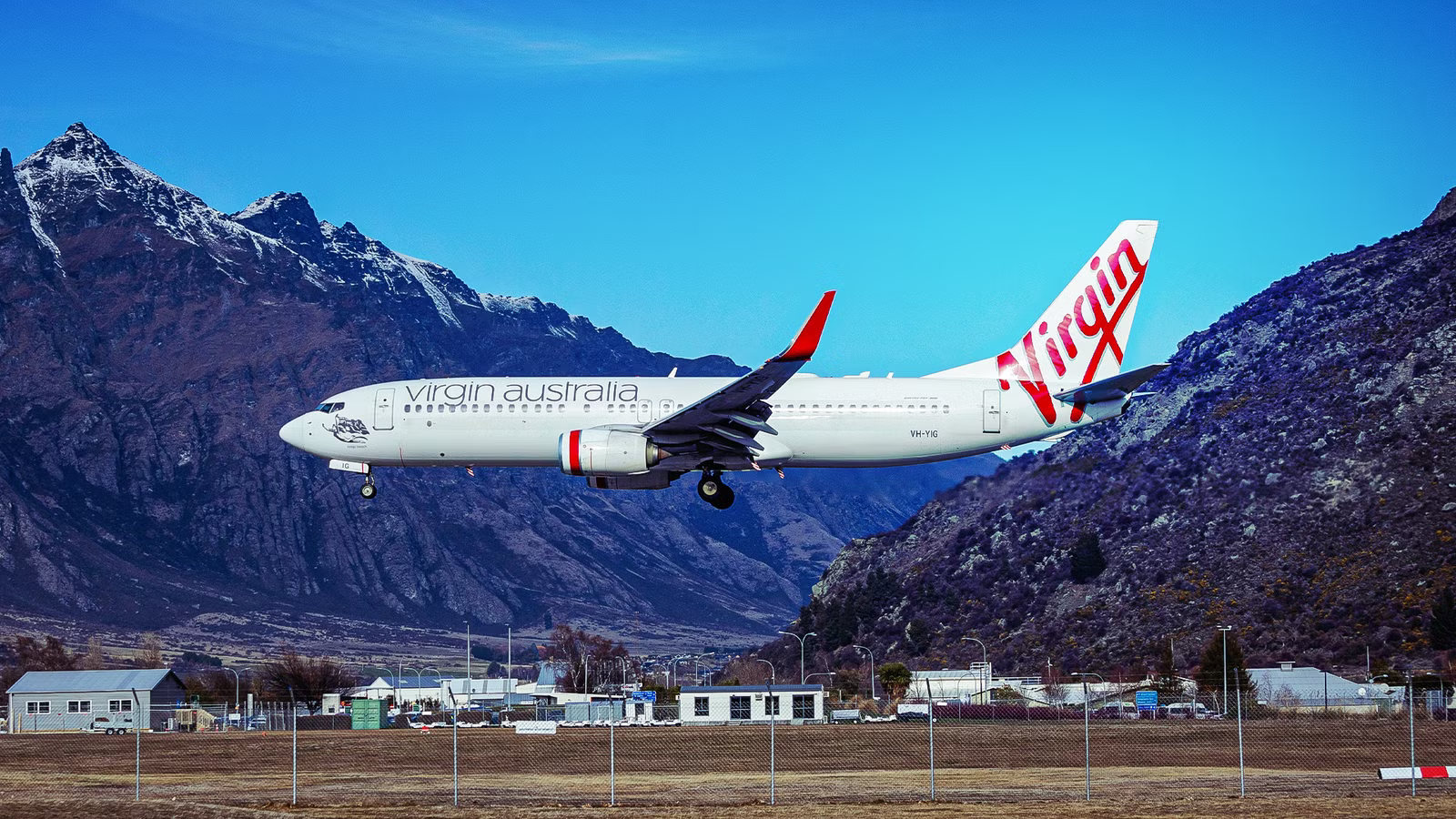 Why Pilots Deliberately Fly A Curved Approach Into Certain Mountain Airports