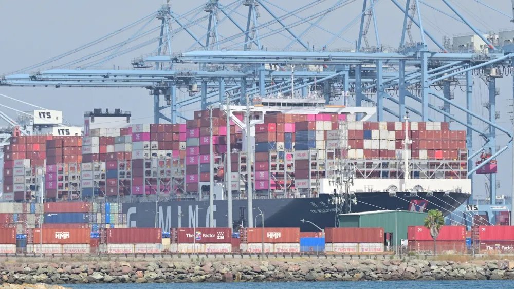 Long Beach Port September Cargo Forecast Tops 900K TEUs
