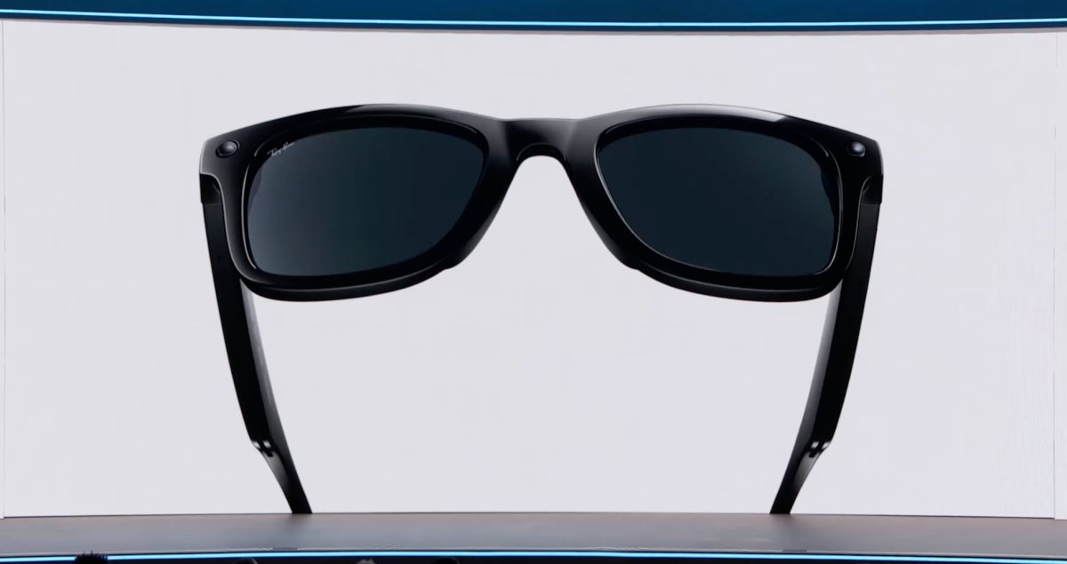 Meta introduces camera-free AI glasses