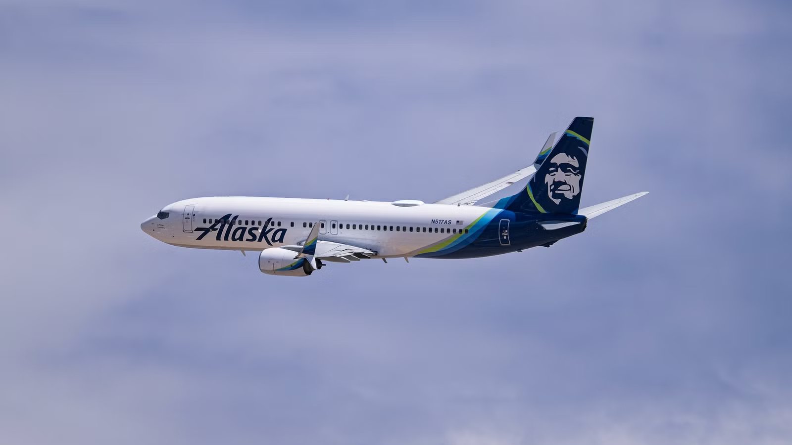 Hawaiian Airlines’ Boeing 737 Interisland Flights Will Launch With Alaska-Branded Aircraft