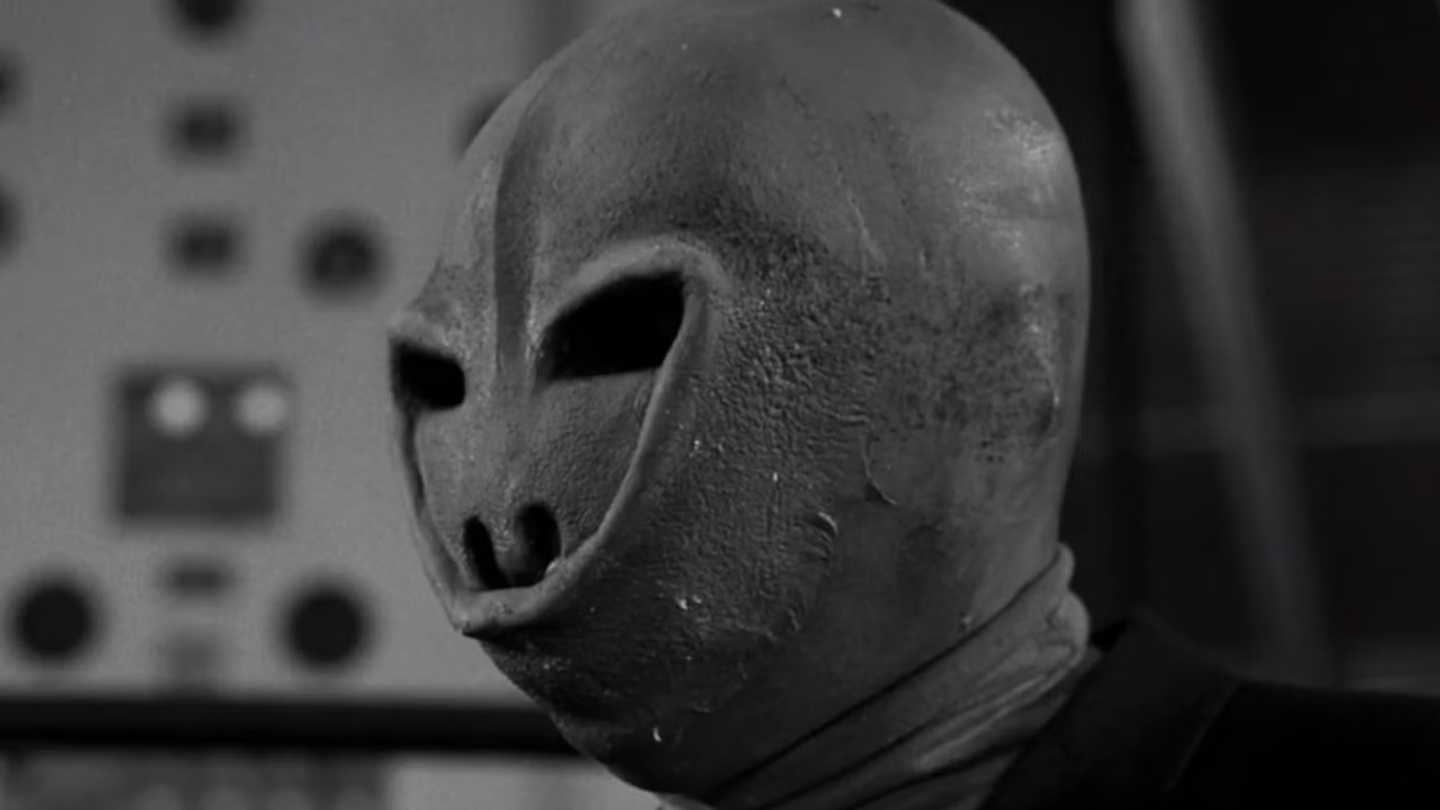 CBS’s Legendary 156-Episode Sci-Fi Anthology Series is Officially Free to Watch on Streaming
