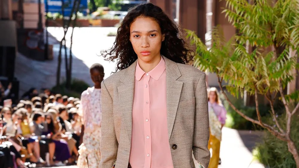 Ulla Johnson Spring 2027 Ready-to-Wear Runway, Fashion Show & Collection Review